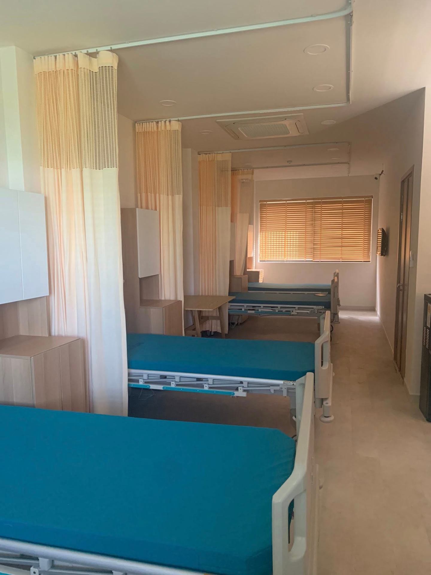 Khu vực giường bệnh nội trú tại Spring Hospice